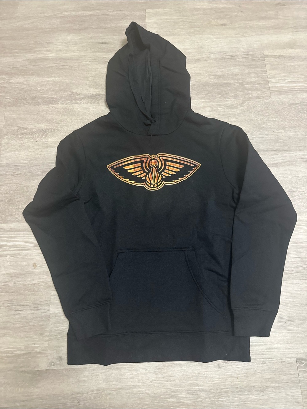 **New** Fanatics Black Hoodie with Gold and Orange Wing Emblem sz Small